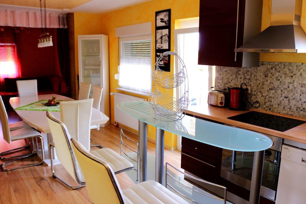 Apartment Euro As Kappel-Grafenhausen Szoba fotó